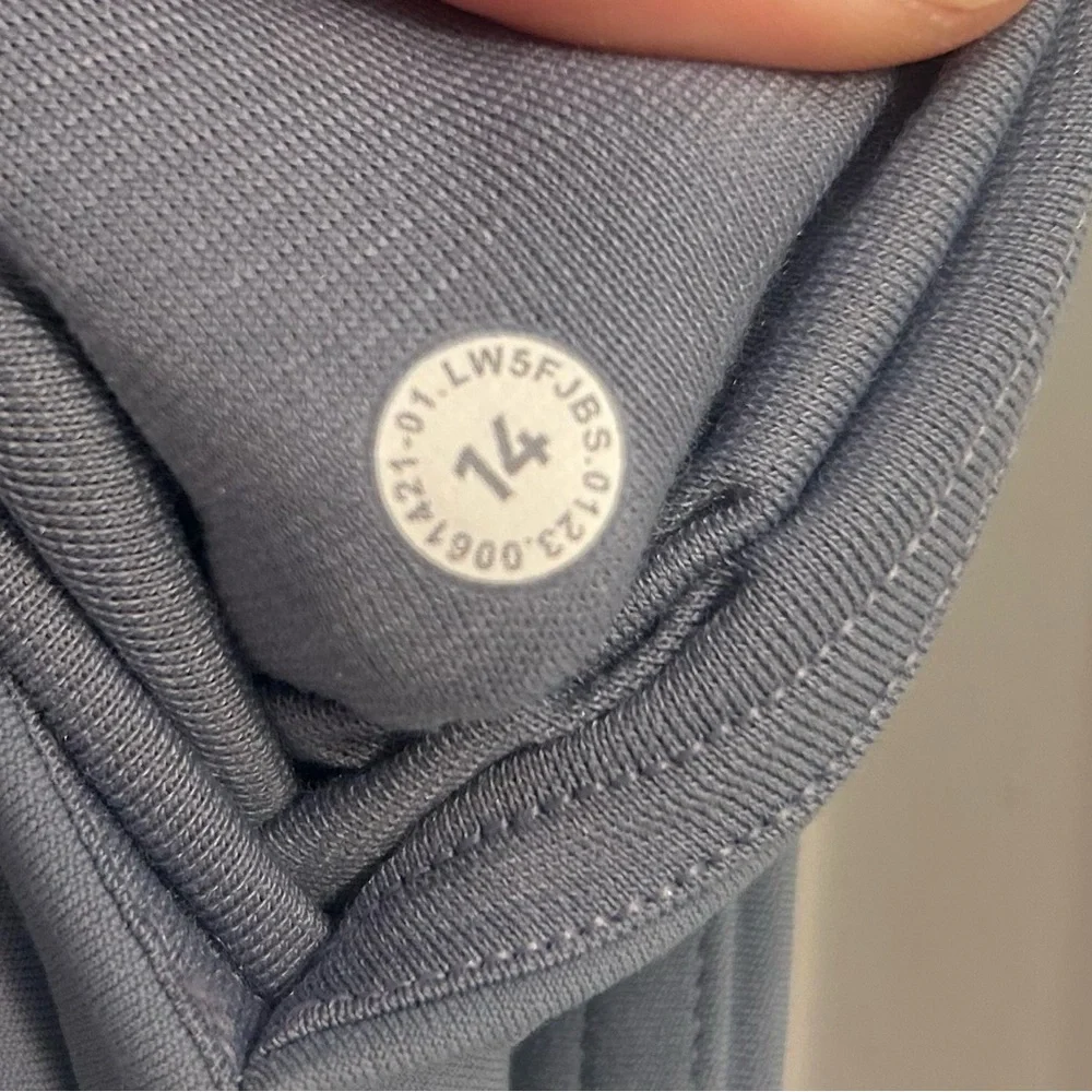 Lululemon align low rise flare leggings - Picture 9 of 14